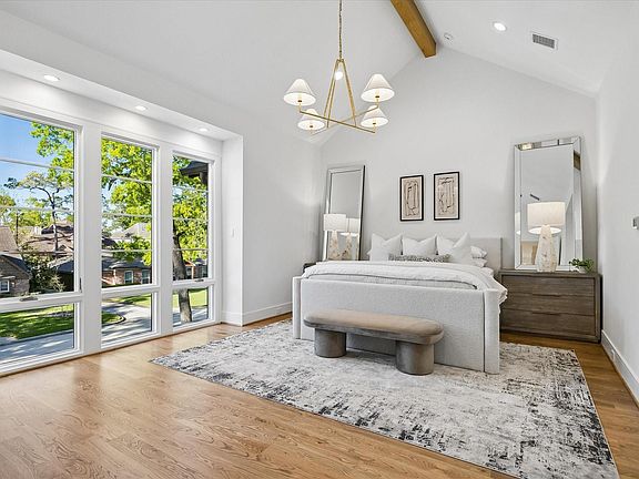 3rd image of 13023 Taylorcrest Rd