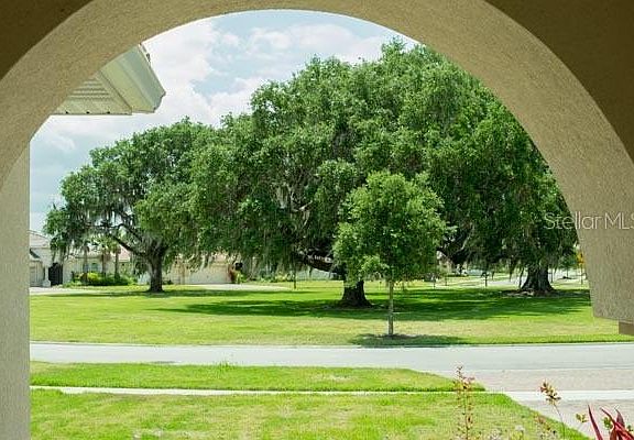 3rd image of 3735 Paradiso Cir
