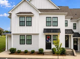 292 Hydrangea Dr, Oxford, MS 38655