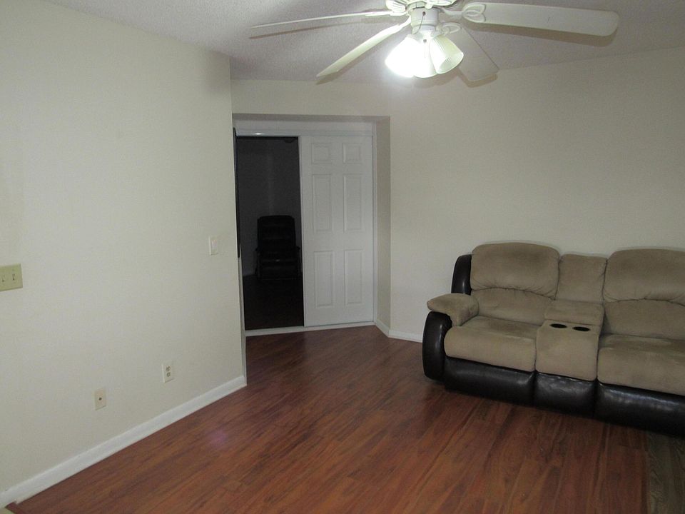 1st image of 6531 SE Federal Highway #E-105