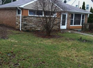 2447 Hawthorne Rd, Homewood, IL 60430