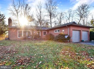 344 Overhill Dr, Chambersburg, PA