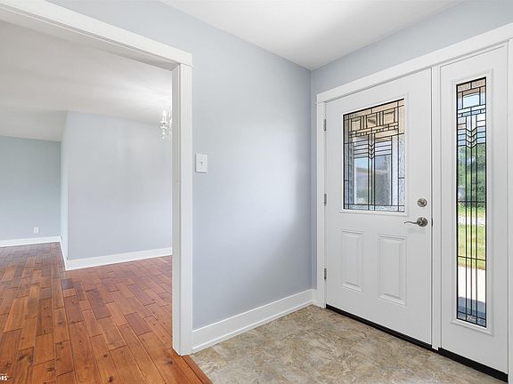 3rd image of 1309 Prince St