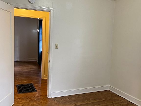 5th image of 1034 N Madison St #1034
