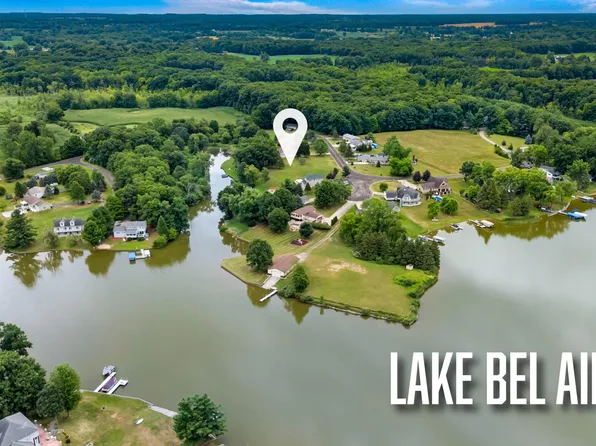 4801 Kim Dr, Hillsdale, MI 49242