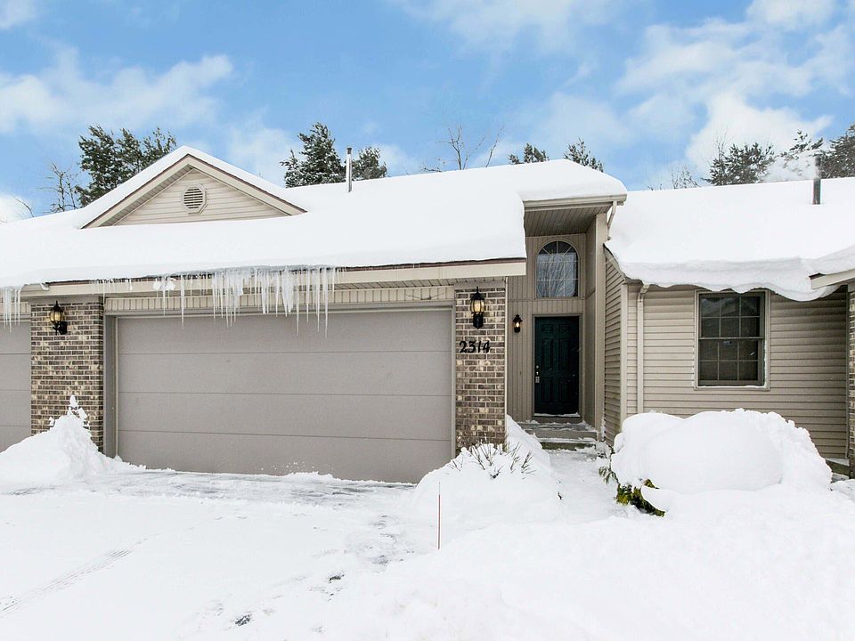 1st image of 2314 S Highland View Cir SE