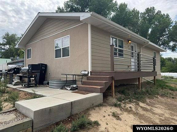 2nd image of 209 S Indiana Ave