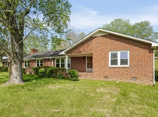 3360 Smithville Hwy, McMinnville, TN 37110