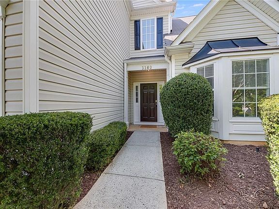 2nd image of 3380 Serenade Ct