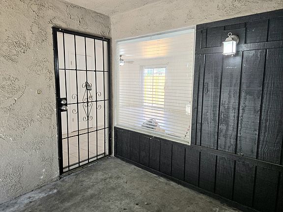 3rd image of 853 Douglas Ct #853