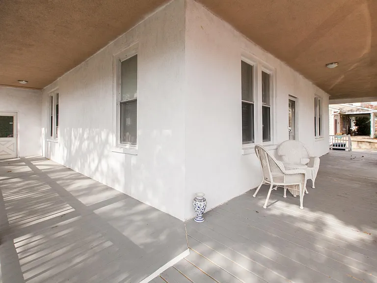 6642 Jefferson Blvd #E — Photo 7
