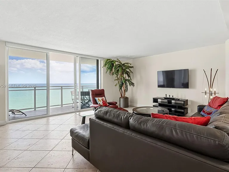 2030 S Ocean Dr #1820 — Photo 5