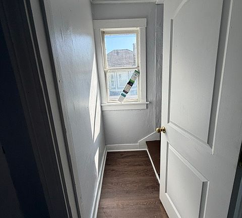 3rd image of 432 S Main St