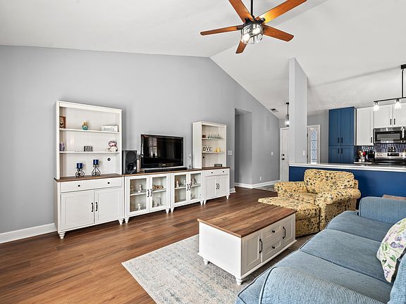 4th image of 460 Deer Watch Circle