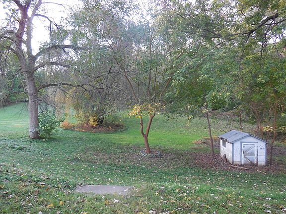 5th image of 2915 W 49th St