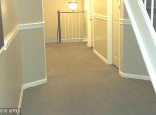 5926 Cove Landing Rd APT 204, Burke, VA 22015