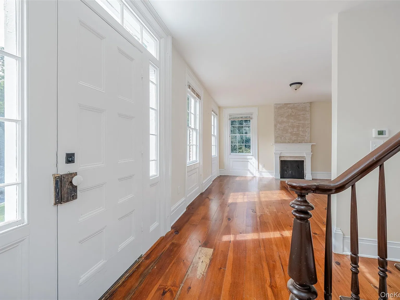 3 bed, 2.5 bath, 3310 sqft, $5,900 — Photo 4