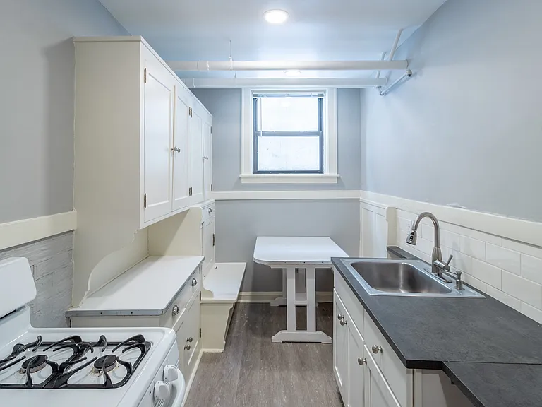 3312 Blaisdell Apartments — Photo 24
