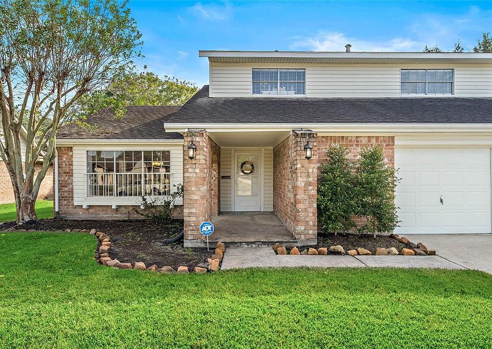 1st image of 10606 Sagetree Dr
