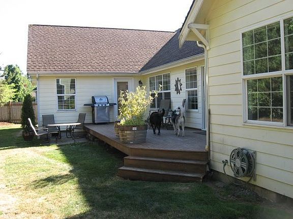 3rd image of 2540 Cedar Park Loop SE