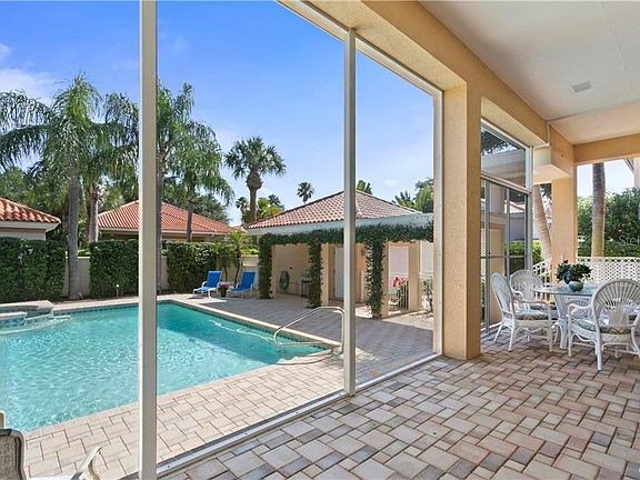 4th image of 4621 Skimmer Way S