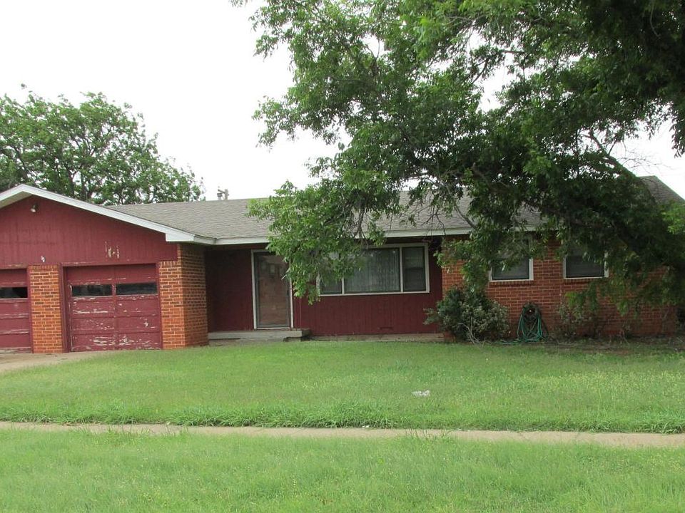 1st image of 302 Thomas Blvd
