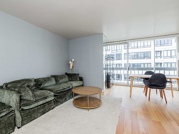 3rd image of 1998 Broadway St APT 1402