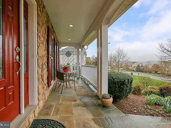 3rd image of 6843 Mill Valley Dr