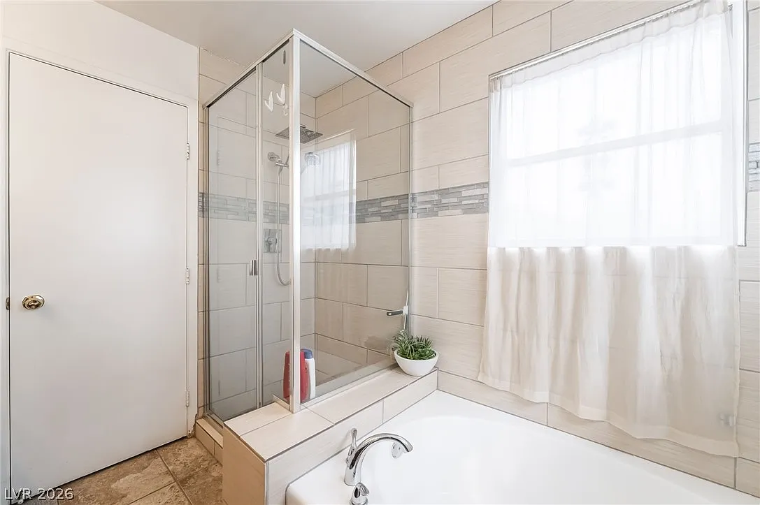 4 bed, 3.0 bath, 1980 sqft, $2,695 — Photo 4