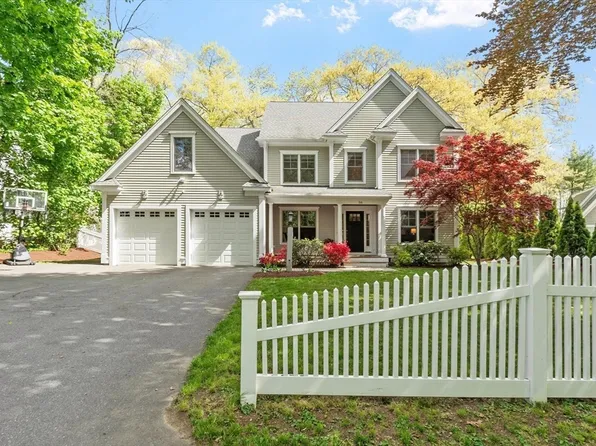 56 Old Marlboro Rd, Concord, MA 01742