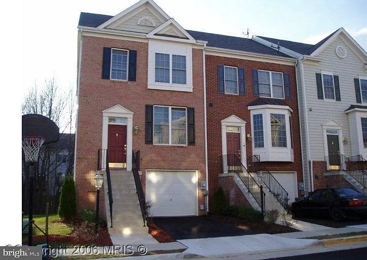 7574 Great Swan Ct — Photo 1