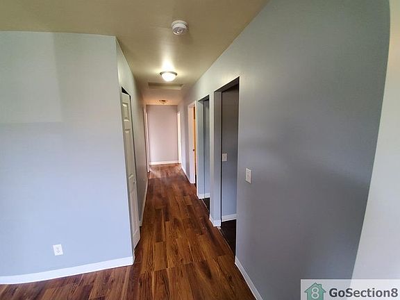 5th image of 2046 N Lasalle St