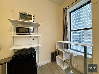Rented by Bond New York