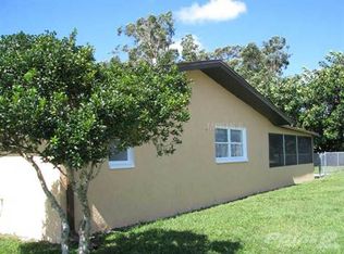 120 Caddy Rd, Rotonda West, FL 33947