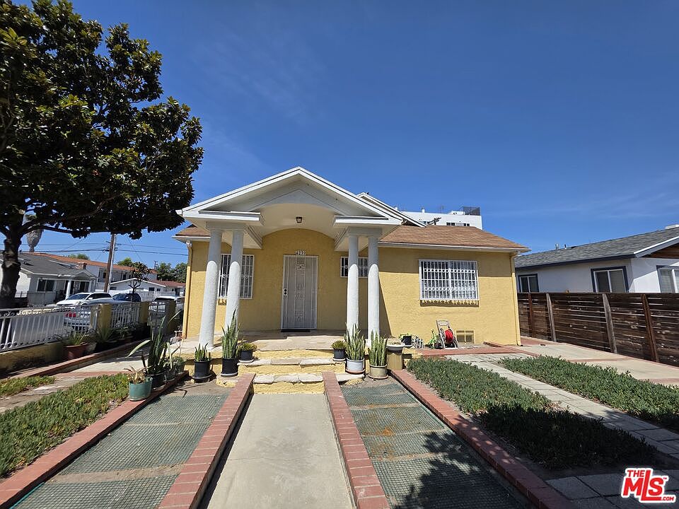 1st image of 4239 S Hobart Blvd