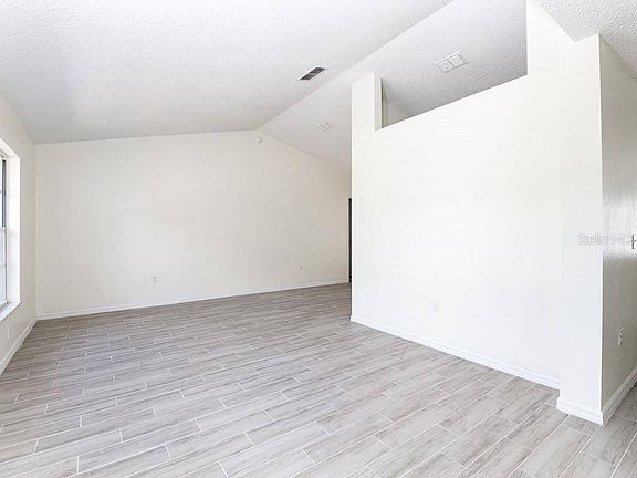 4th image of 1752 Cofield Dr
