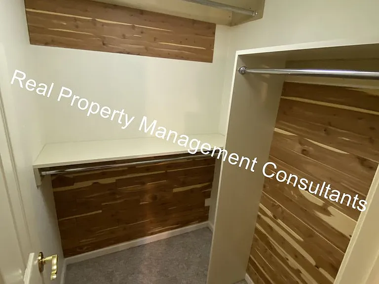2428 Little Blue Ct — Photo 27