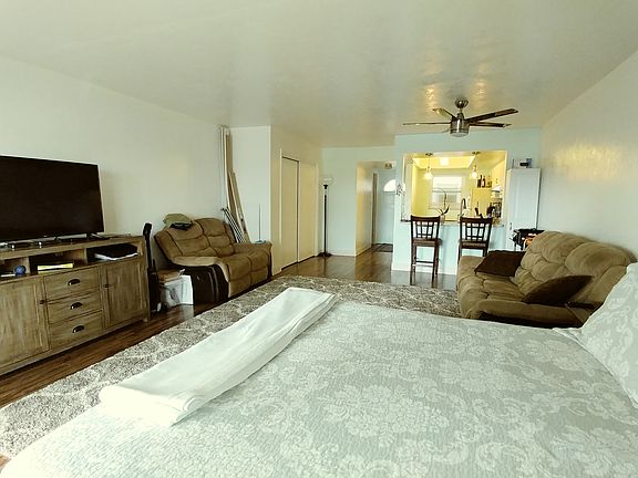 4th image of 114 Golf Villas Ct NW