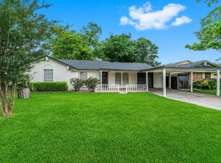 9231 Rockcliff Dr, Houston, TX 77037