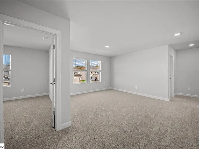 421 Creeping Jenny Dr — Photo 35