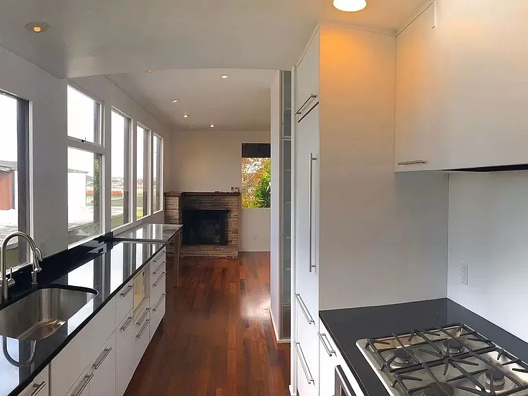 565 29th Ave — Photo 6