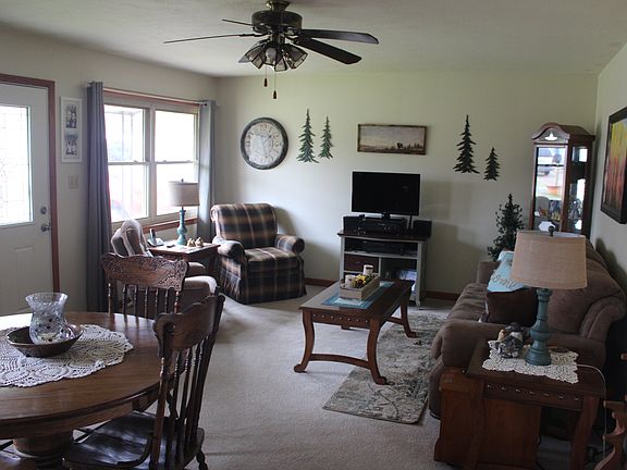 3rd image of 58 Otter Dr