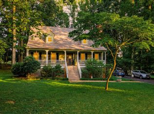 208 Crestview Dr, Forest, VA 24551