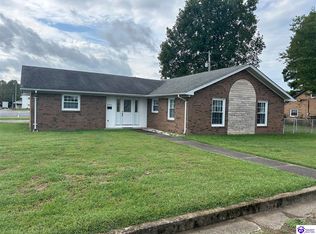 602 Robertson Dr, Cloverport, KY 40111