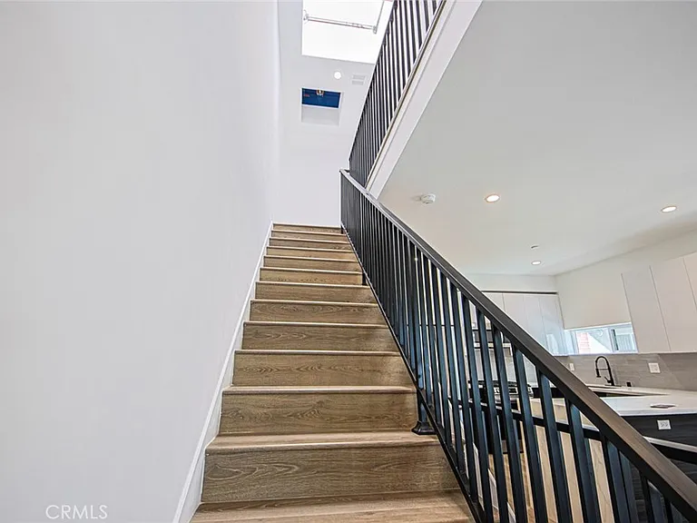 5235 Satsuma Ave — Photo 29