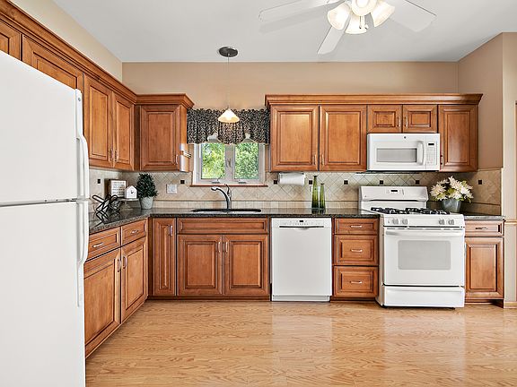 5th image of 13161 S Carlisle Ct
