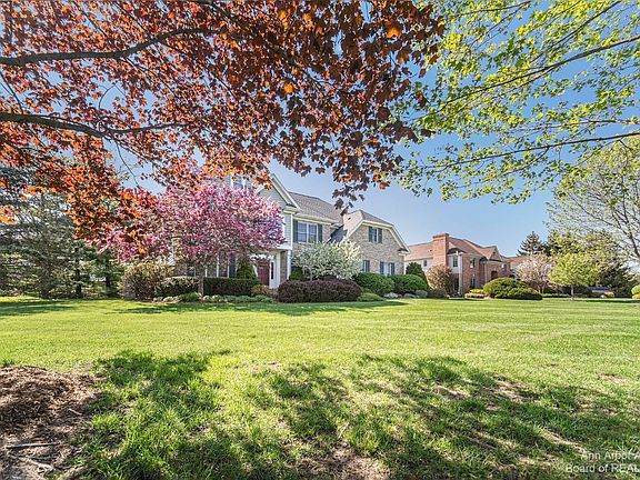 2nd image of 4956 Quincy Ct