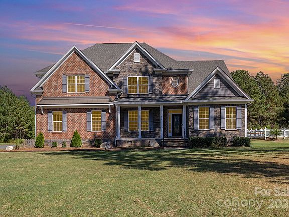 2nd image of 406 Shelby Ann Ln