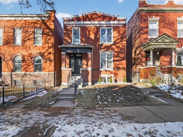 3833 McDonald Ave, Saint Louis, MO 63116