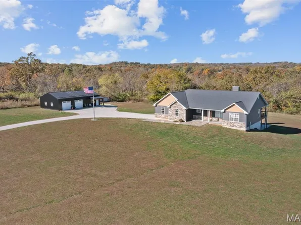 13763 Vineland Rd, De Soto, MO 63020